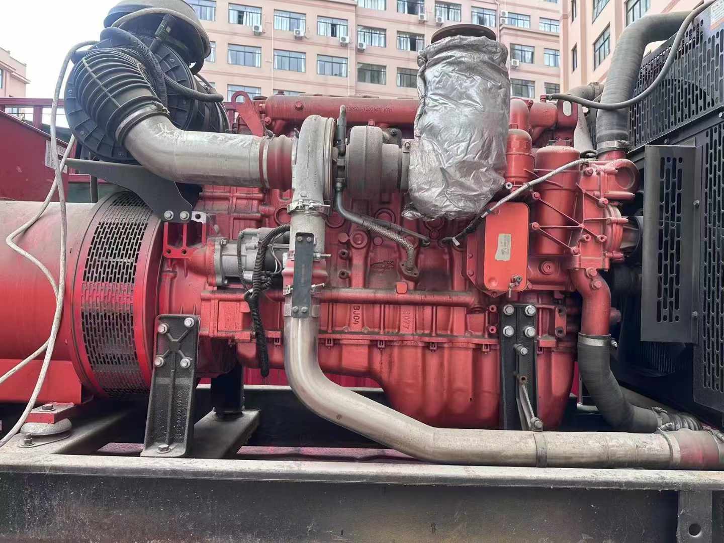 青冈如何选择适合 600kW 柴油发电机组的过载保护器？