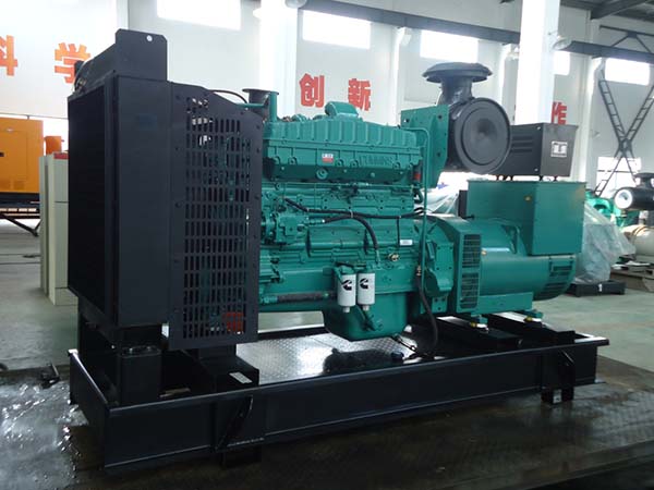 青冈更换发电机组燃油预热装置的加热元件需要哪些工具？